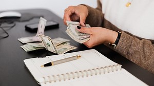 Cara Menghitung Inflasi dan Contohnya, Ketahui Penyebab Terjadi dan Jenis-Jenisnya