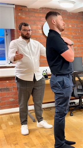 Some trust falls fail. NeilMed Sinus Rinse doesn’t. Clears mucus, reduces congestion and keeps your nose working properly. #sinusrinse #trustfall #neilmed_uki | NeilMed United Kingdom