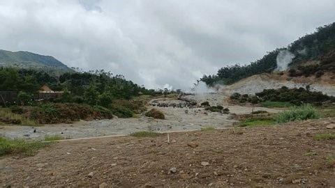 clip-3985776571-january-17-2026-central-java-indonesia-sikidang