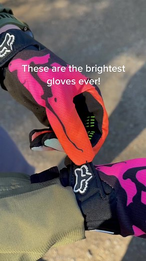 Fox Flexair Gloves Review: Brightest MTB Gloves Ever!