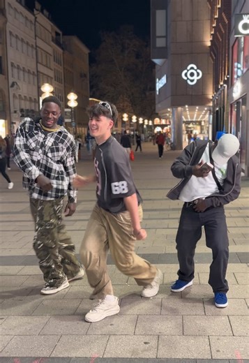 Ugandan Culture in Munich: Kapeke Festival