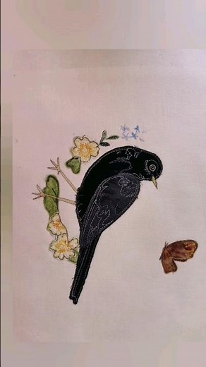 raw edge applique blackbird free motion embroidery tutorial #learntoquilt #sewing #applique #fmq