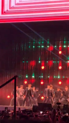 EXO’s Breathtaking Performance of 'Crazy'!"Kings of the Stage🔥🔥