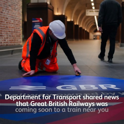 In the final #YearOnTheNetwork 2025 ... 🚆 Great British Railways gets set to come to a train near you. 💺 Half of train operators become publicly owned. 🗓️ And the biggest timetable change on the East Coast Main Line in more than a decade. | Network Rail