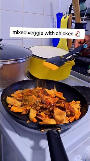 Quick & Easy Loaded Chicken & Veggie Stir-Fry | Delicious Dinner Idea