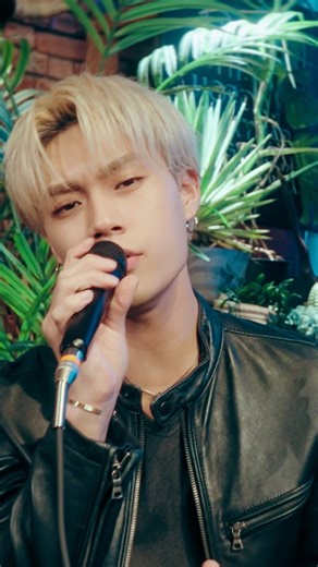 THE JET BOY BANGERZ on Instagram: "【#YUHI × #鈴木鈴木】 鈴木鈴木さんと #まさか泣くとは思わなかった で コラボさせていただきました✨ 🎬Full Show On YouTube https://youtu.be/RsS9oLwgtso?si=LHNeD6eybf3BPuAa @yuhi_uhara_official @suzukisuzuki_official @tom.ss_ @0718_seina_ss #TJBB #THEJETBOYBANGERZ"