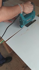 Qué herramientas puedo usar para cortar un tablero delgado de MDF #tutorial #tips #carpinteria #construccion #herramientas | Aprende con Safra