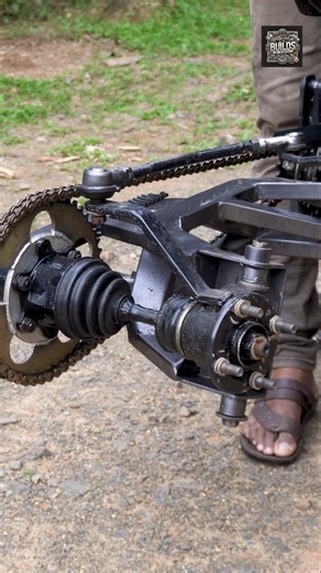 Inside a 2WD Motorcycle Without Its Wheels 🤯 #2wdbike #allwheeldrive #dirtbike