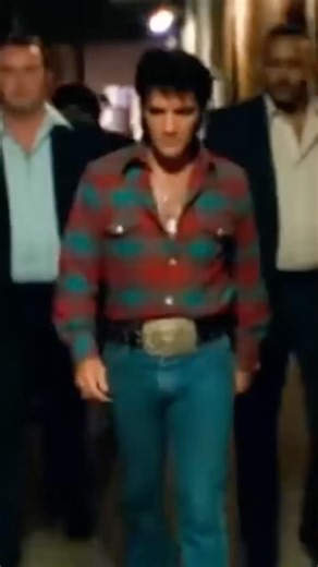 Elvis shows up straight off the ranch #elvis #elvispresley #youtubeshorts #country #scene #backstage