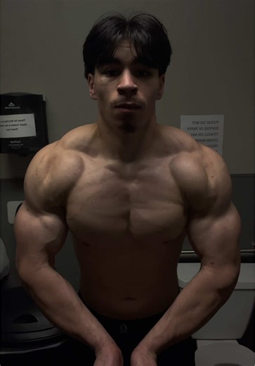 Arm Day Workout for Building 18-Inch Arms Naturally