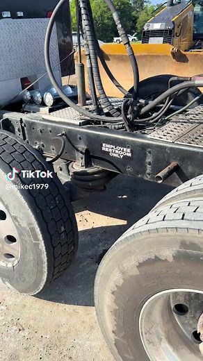 MikeC (@mikec1979)’s videos with I Pissed My Pants - Larry The Cable Guy