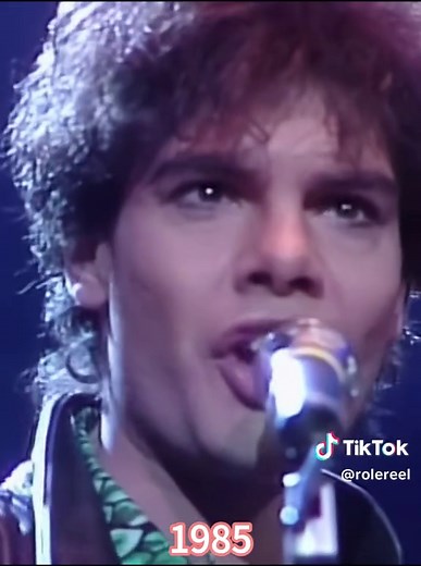Alphaville's Live Performance of Big In Japan