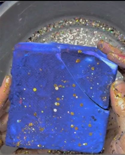 Satisfying ASMR with Gym Chalk Sounds