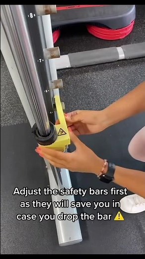 How to use the Smith Machine - Tutorial for Beginners