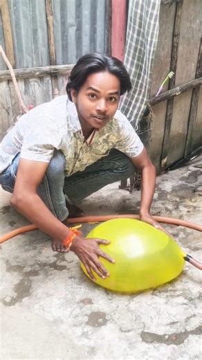 Big Balloon With Water 😱 #experiment #waterballoon #viralvideo #shortsvideo #viral