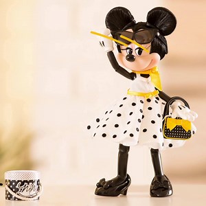 16K views · 308 reactions | Complete with oh-so-stylish accessories, our Minnie Mouse Signature Limited Edition Doll makes a fashionable arrival to online only on 24th January 2017! A global edition of 4,000, with 1,070 available in Europe. The Doll will retail at £50.00. | Disney Store | Facebook