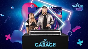 To takie proste! 🙈 Też uważacie, że DJ tylko naciska PLAY? 😅 Nauczcie się więcej z kursem dj-skim 🎧 Garage x 4FUN.TV! Stwórzcie własne miksy na stronie 👉 https://4fun.tv/djska-domowka i wygrywajcie nagrody! 😎 Najlepszy mix rozpocznie 2022 rok na antenie 4FUN.TV 🔥🎉 Seth & Riley's Garage Polska #współpraca | 4FUN.TV