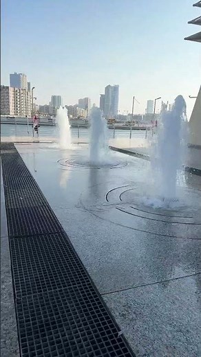 Gentle Water Splashing ASMR