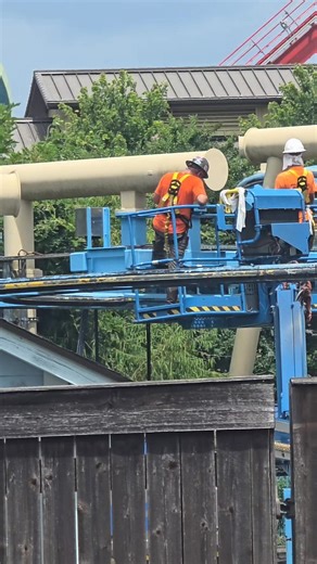 Installing new cables on Kiddy Hawk at Carowinds. #Carowinds #kiddyhawk #rollercoaster #fyp #carolinacoasterriders #carowindsfans #amusementpark #sixflags #vekoma | Carowinds Fans Only