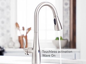 MOEN Sleek Chrome 15.56 in. H Touchless Pull Down Sprayer Kitchen Faucet with 360 Degree Spout Swivel and Power Clean 7864EWC