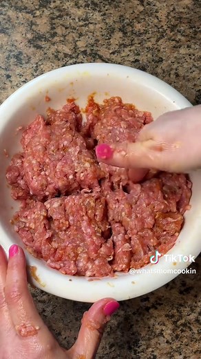 You don’t have to wait for the McRib to come back, you can make it at home! And soooo much better! Thank you @Luke Brown for the idea! #mcrib #homemade #copycat #sandwich #easyrecipe