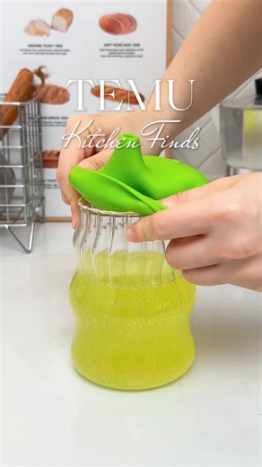 Turn any glass into a spill-proof cup with this colorful silicone lid — perfect for kids learning to drink without mess. 🔍 Find it at https://temu.to/m/gl3110vtnha or with this code xvk24978. #Temu #TemuFinds #KitchenGadget