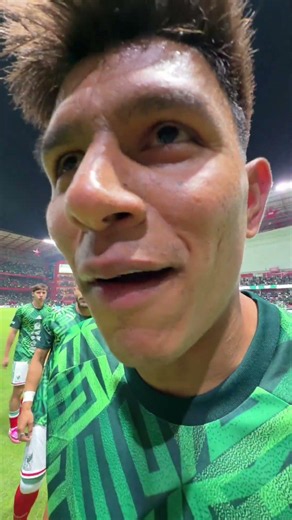 Gallardios festeja con #seleccionmexicana 👹 #toluca #diablosrojos #tolucafc #concacaf #alexisvega