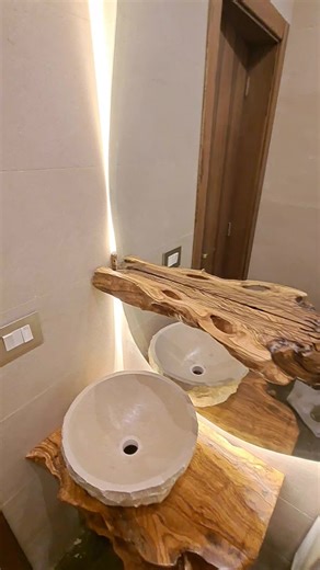 الحياة قصيرة جدا لا تضيع وقتك في العيش حياة ليست لك #anla_artist #lebanon #tiktol #لبنان #تيكتوك #مرايا #mirror #brazil #ukrania