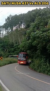 Bus Satu Nusa 437 Vs Bus ALS 206 Konvoi menuju Medan | Rachmad Anggina
