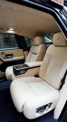 Rolls-Royce Ghost – Ultimate Luxury Sedan | Full Specifications & Details. #rollsroyce