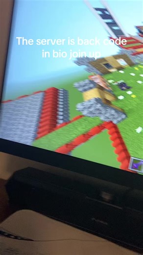 Join Our Minecraft Bedrock Realm Now!