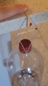 James Andrews on Instagram: "Explanation to the amazing match balancing trick. Hopefully this helps! #Science #statics #balance #partytrick"