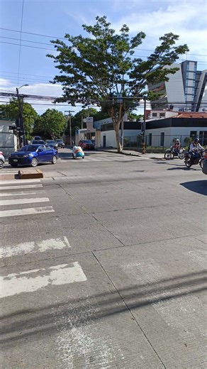 El robot de entrega RD2 revoluciona el delivery en Bolivia