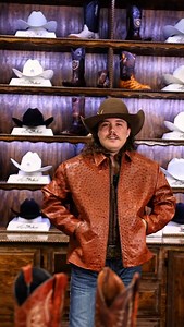 Know the difference between print boots and genuine exotic. Whether you’re looking for luxury or everyday versatility, Texas Country will always deliver quality! 💪🏼 Texascountrywesternboots.com #ExoticLeather #exoticboots #westernwear #cowboyup #leathercraftsmanship #ostrich #cowboyboots #rodeo #rodeohouston | Texas Country Western Boots