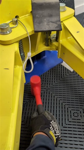 From plain concrete to a full Flexspec garage transformation 👇