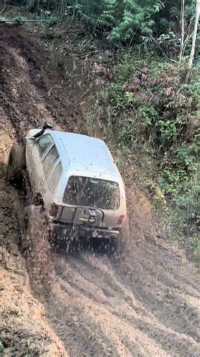 Exploring the Features of the Crazy Kia SAS