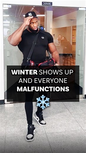 ❄️😂 Winter has officially arrived… and judging by this gym fails video, people are NOT ready. The moment that first cold front hits, it’s like everyone’s balance, coordination, and basic common sense went straight into hibernation. One snowflake falls and suddenly the whole gym turns into a live audition for America’s Funniest Home Videos. 😭 Slip-and-slide treadmill sessions. Questionable physics. Lifts that should’ve stayed in the summer. Winter came… and everything went to sh*t REAL quick. �