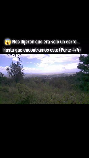 Descubrimos una Pirámide Parte 4 Frente a esta imponente estructura concluye una de las exploraciones más significativas de mi vida. Como explorador, he aprendido que los verdaderos tesoros no siempre están hechos de oro o piedras preciosas. Los tesoros más valiosos son aquellos que nos permiten comprender quiénes fuimos, de dónde venimos y cuál es la historia que permanece oculta bajo nuestros propios pasos. Para mí, este hallazgo representa precisamente eso: el encuentro con una parte olvidada