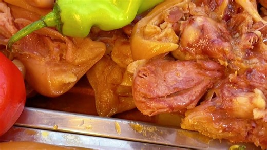 热气腾腾的小马哥猪头肉出锅了，赶紧来尝尝吧