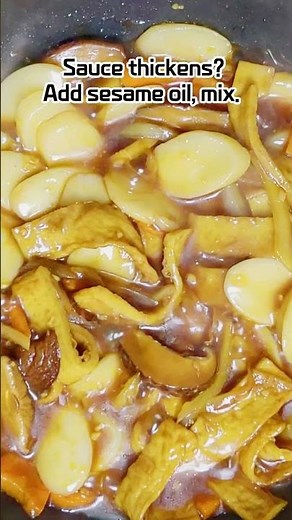 How to Make Vegan Korean Soy Sauce Tteokbokki 🌱🍢
