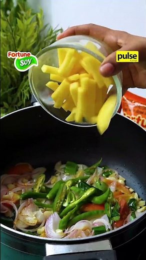 Easy Fortune Soy Curry Recipe | Delicious Sri Lankan Vegan Meal in Minutes!