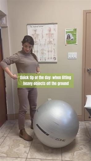 Quick tip of the day 💡 When lifting something heavy off the ground: ✓ Stand close and drive through your legs and hips. ✓ Never twist your body while holding a heavy load. Turn with your feet, not your spine. 👉 Add this into your daily lifts and thank your back later. #MedRehabGroup #hipstretch #lowerbackstretch #physiotherapy #brampton #concord #georgetown #hamilton #newmarket #northyork #pickering #richmond #royalwest #stclair #vaughan #woodbridge #ontario #liftsmart