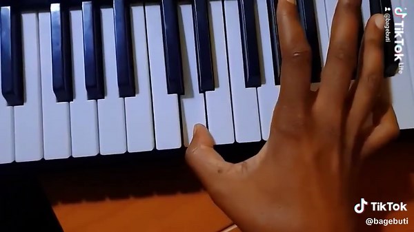 Master Piano Skills with Effective Keyboard Training