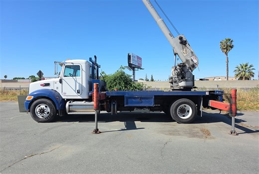 2019 Peterbilt 337 ad Garland Crane
