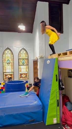 #parkour #flip #tricking #trampoline #amuseme #mermaidpool #funny #waterpark #themepark #fun #viral