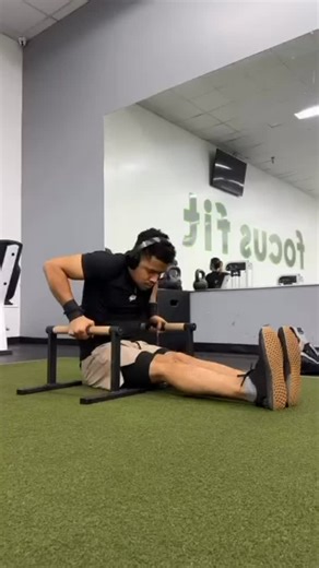 My top 4 exercise I did to unlock the L sit to handstand follow for more🔥✅ - - - #calisthenics #calisthenicsathlete #calisthenicsworkout #calisthenics #abworkout #coreworkout #corestrength #houston #coretraining #coreexercises #abexercises | Sparkthenx