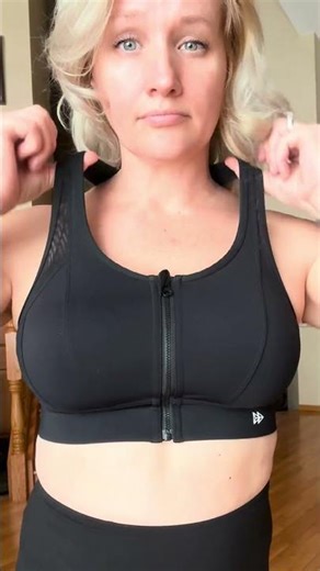 Comfy zip front sports bra with great support.