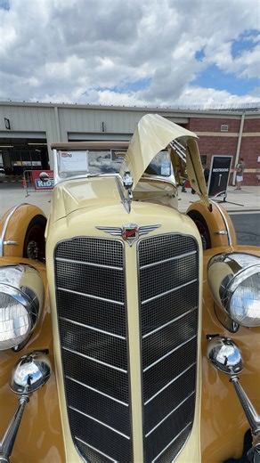 What a beauty! Winner of the Bitchin' Buick Award, Ed Sears' 1935 Buick Cabriolet. Engine: 1966 425 Nailhead Custom Chassis 📍 1st Grundy Insurance Mid-Atlantic Nationals presented by R & M Performance #goodguys24 | Goodguys Rod & Custom Association