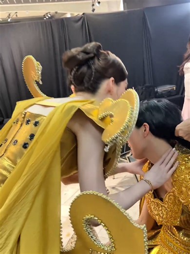 n'Orm Massages p'Ling's Neck – What's Going On?