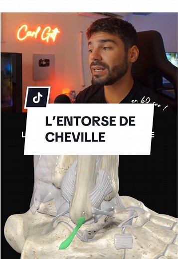 L’entorse de la cheville 🦶🏻🦵🏼 • 60 sec pour vous résumer l’entorse de cheville avec les structures touchées et les symptômes 🔥 • Si t’es médecin ou kiné, n’hésites pas à donner tes conseils en commentaires ✅ • #anatomie #corpshumain #santé #médical #entorse